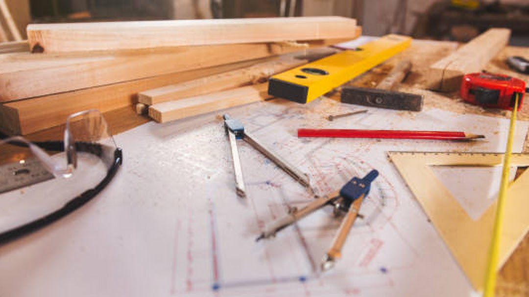 Should you recruit a proficient to rebuild your home?