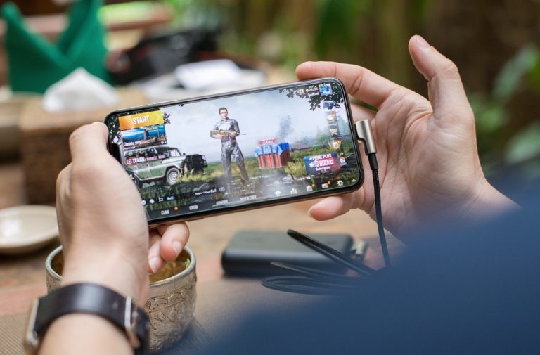 Test Your Reflexes and Strategies in Engaging Skill-Based Mobile Gameplay